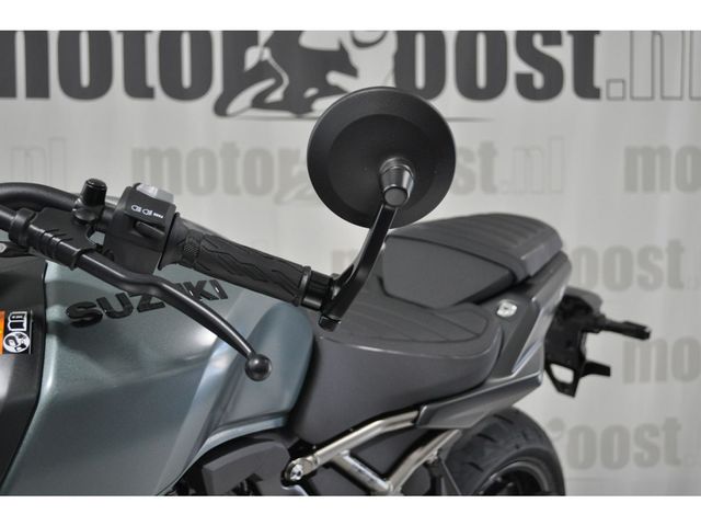 suzuki - gsx-8t