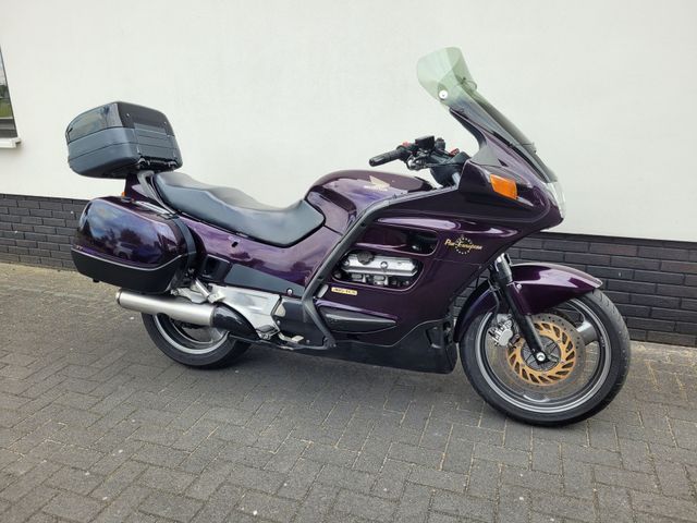 honda - st-1100-pan-european