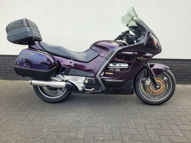 honda - st-1100-pan-european