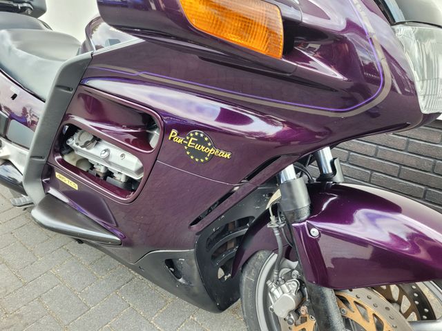 honda - st-1100-pan-european
