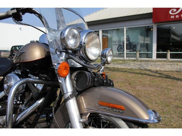 harley-davidson - road-king-classic-flhrci