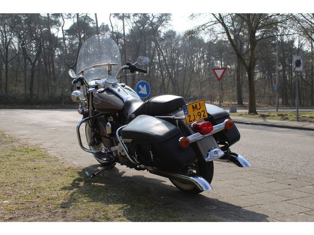 harley-davidson - road-king-classic-flhrci