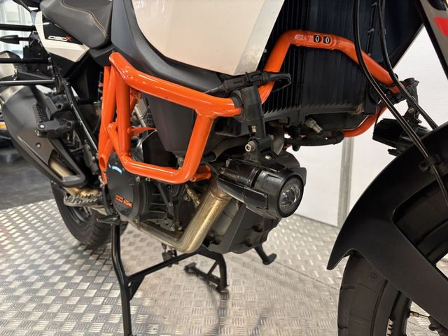ktm - 1090-adventure-r