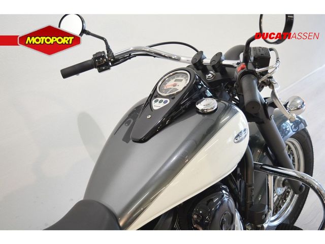 kawasaki - vn-900-classic