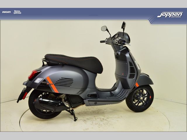 vespa - gts-125-supersport