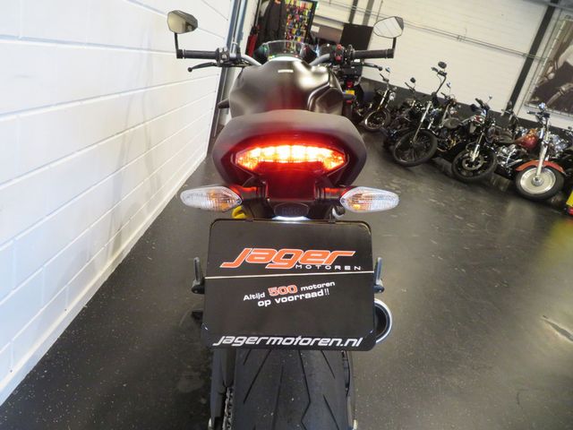 ducati - monster-797--