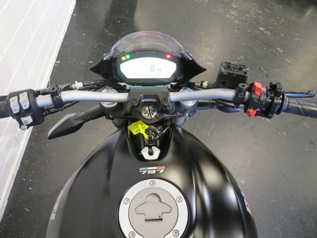 ducati - monster-797--