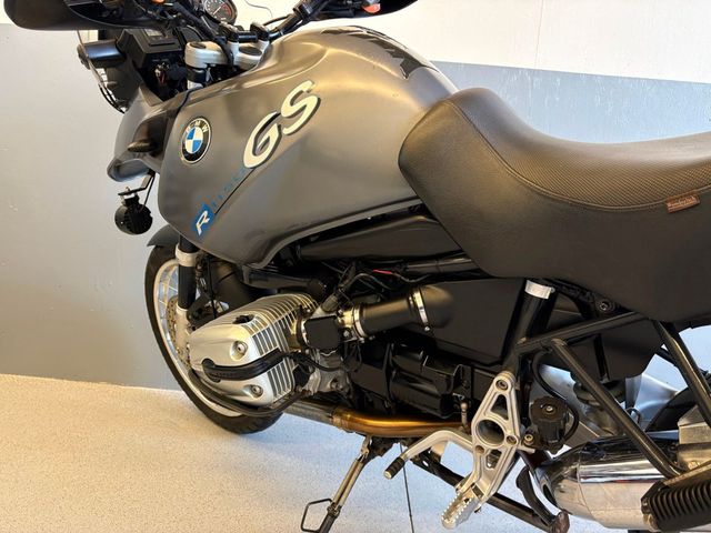 bmw - r-1150-gs
