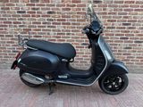VESPA GTS SUPER TECH 300