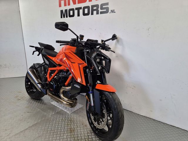 ktm - 1390-super-duke-r-evo