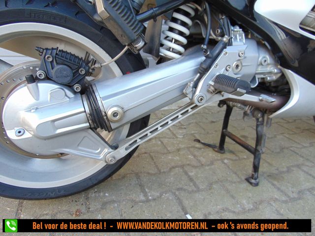 bmw - r-1100-rs