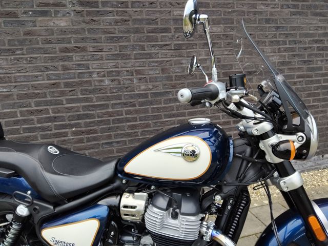 royal-enfield - super-meteor-650