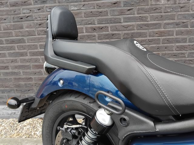 royal-enfield - super-meteor-650