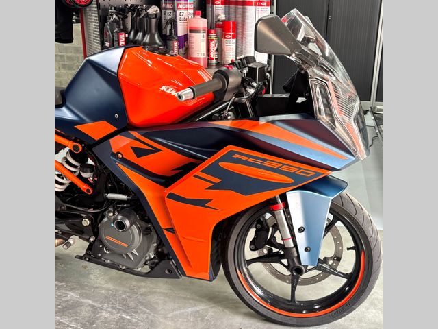 ktm - rc-390