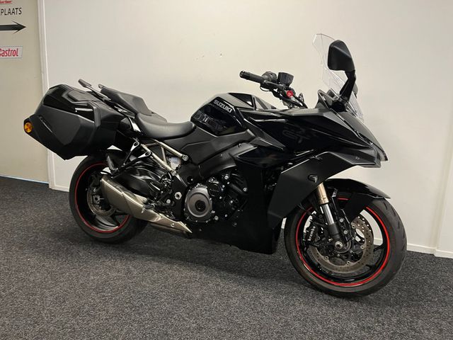 suzuki - gsx-s-1000-gt