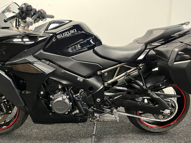 suzuki - gsx-s-1000-gt