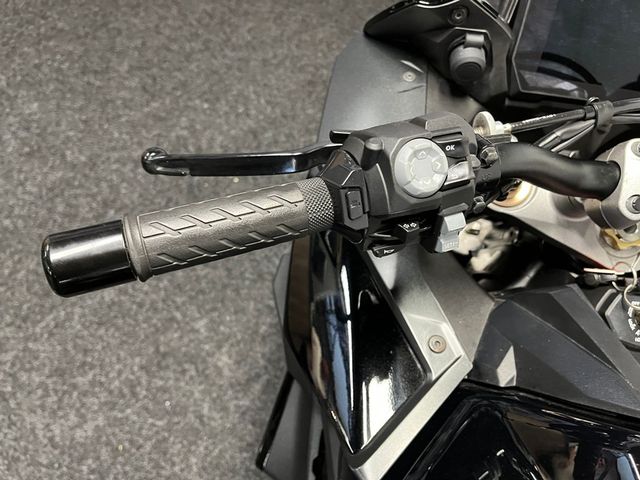 suzuki - gsx-s-1000-gt