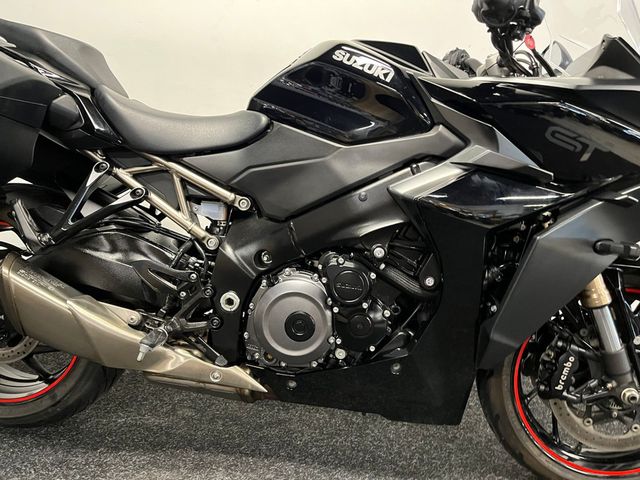 suzuki - gsx-s-1000-gt