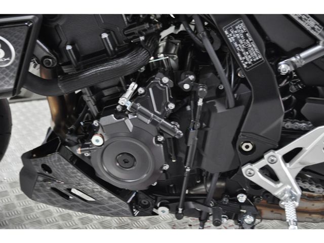 suzuki - gsx-8tt