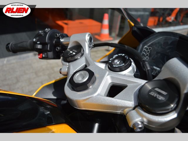 triumph - daytona-660