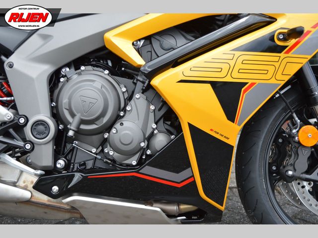 triumph - daytona-660