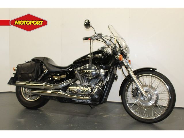 honda - vt-750--dc-black-widow