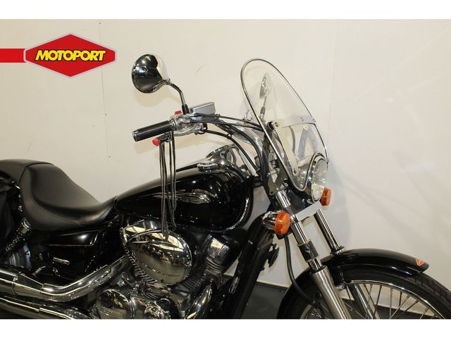 honda - vt-750--dc-black-widow