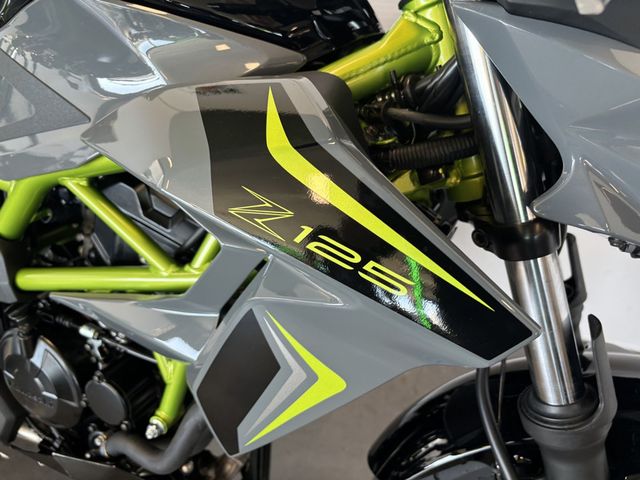 kawasaki - z125
