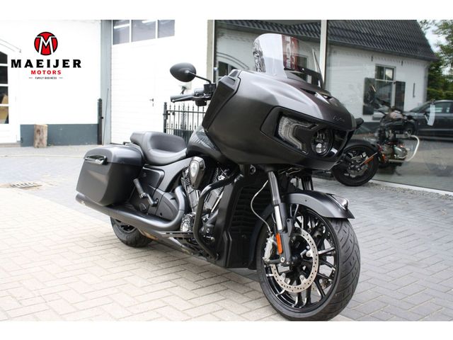 indian - challenger-dark-horse