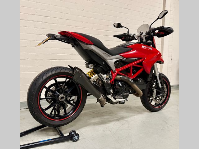 ducati - hypermotard-821