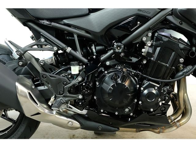 kawasaki - z900