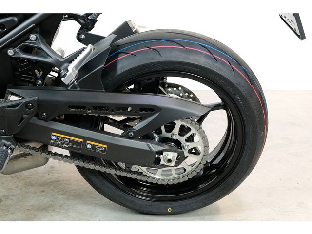 kawasaki - z900