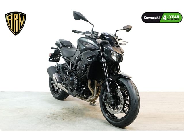 kawasaki - z900