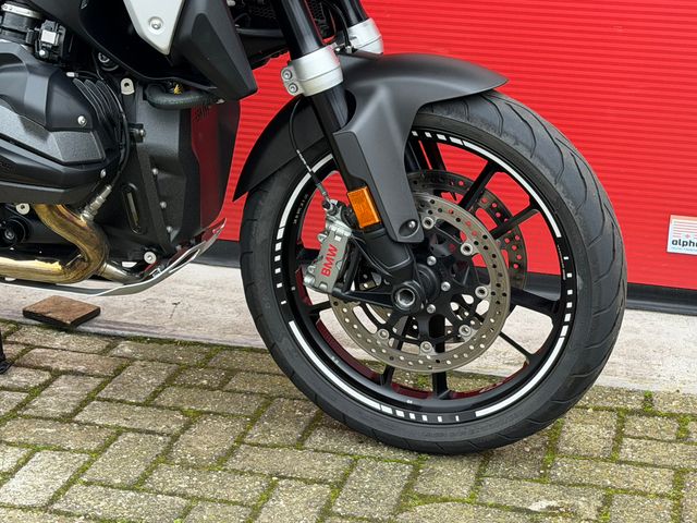 bmw - r-1300-gs-trophy