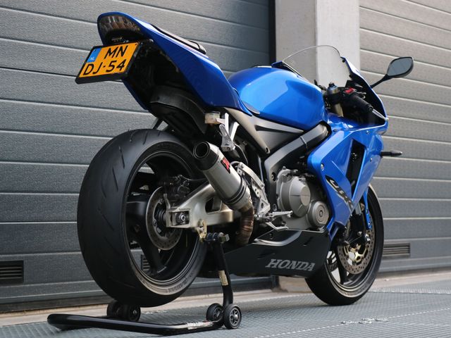honda - cbr-600-rr