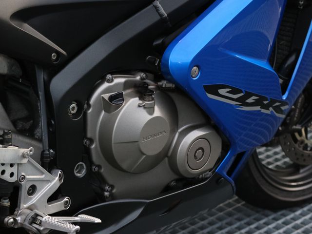 honda - cbr-600-rr