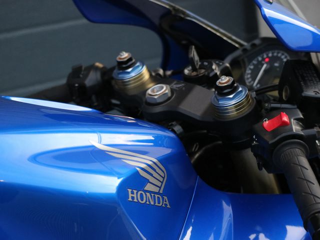 honda - cbr-600-rr