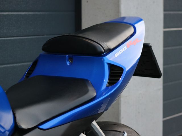 honda - cbr-600-rr
