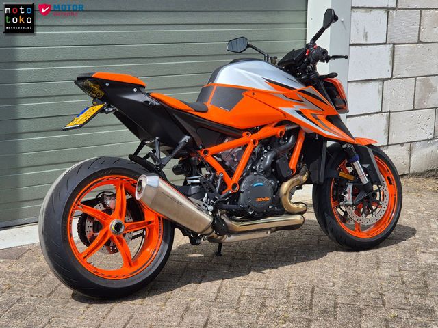 ktm - 1290-super-duke-r-evo