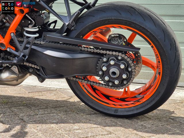 ktm - 1290-super-duke-r-evo
