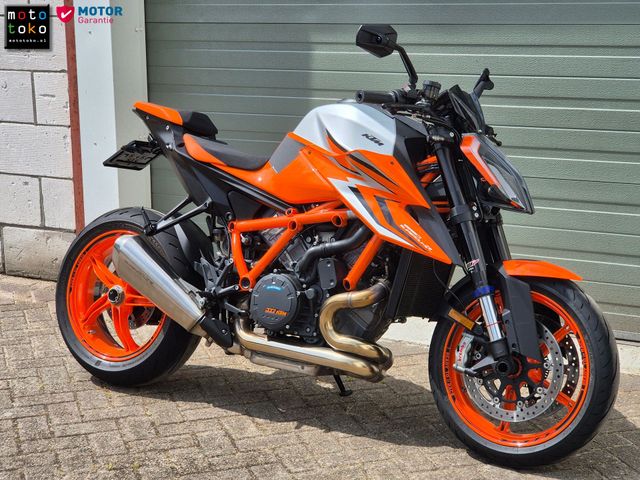 ktm - 1290-super-duke-r-evo
