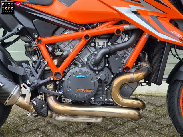 ktm - 1290-super-duke-r-evo