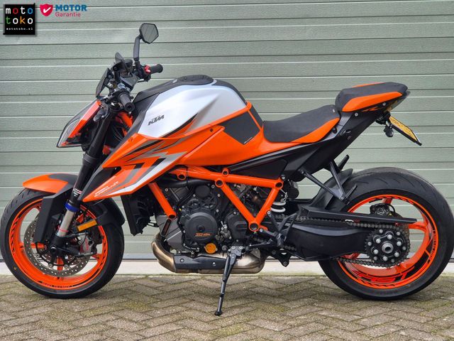 ktm - 1290-super-duke-r-evo