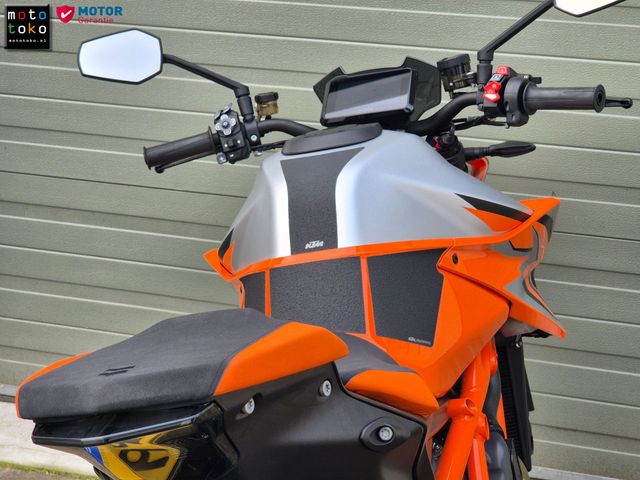 ktm - 1290-super-duke-r-evo