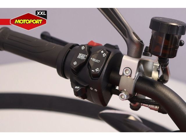 ducati - streetfighter-v4