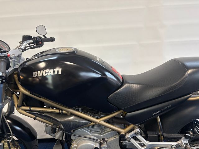 ducati - m-600