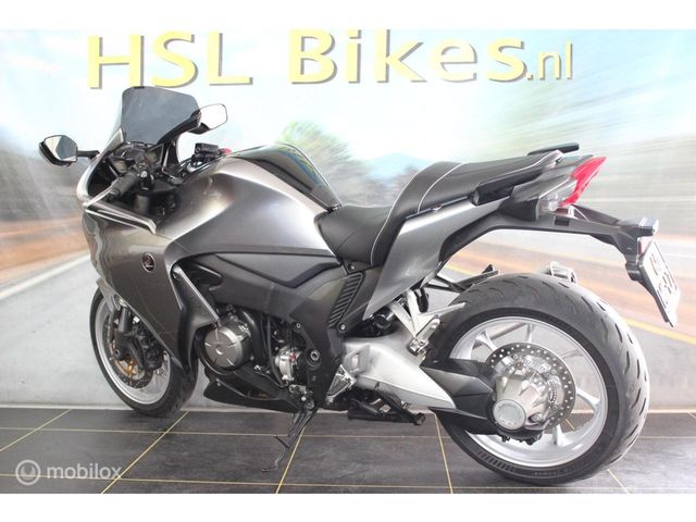 honda - vfr-1200-f