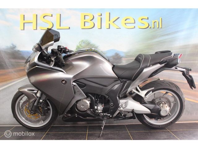 honda - vfr-1200-f