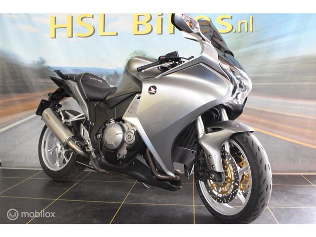 honda - vfr-1200-f