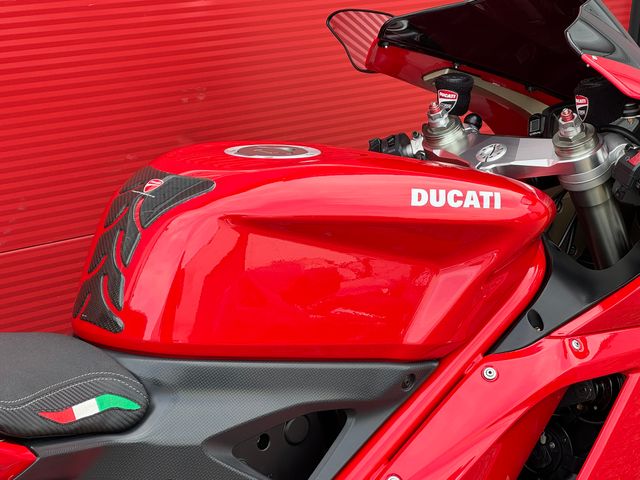 ducati - 848
